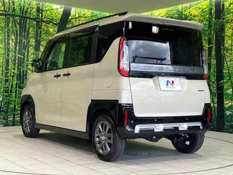 Mitsubishi Delica Mini
