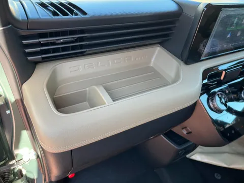 Mitsubishi Delica Mini