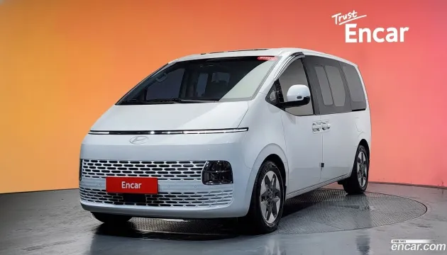 Hyundai Staria