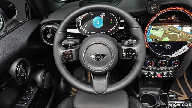MINI Cooper Convertible