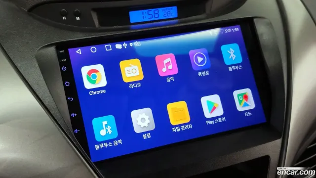 Hyundai Elantra (Avante)