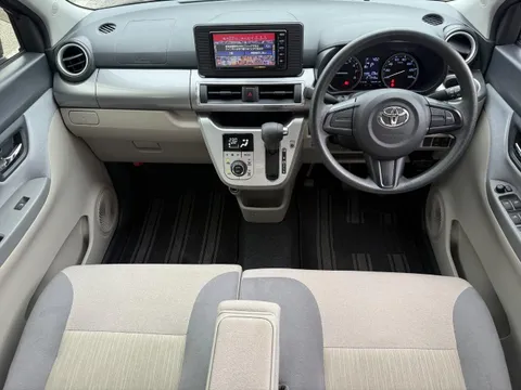 Toyota Pixis Joy
