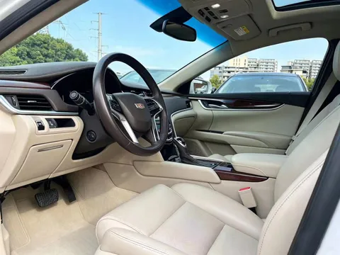 Cadillac XTS