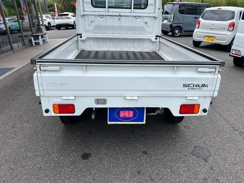 Mazda Scrum Truck