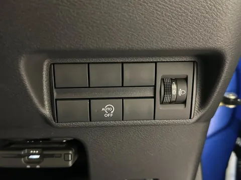 Mitsubishi eK X