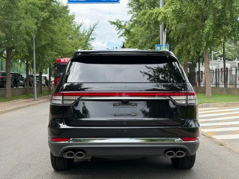 Lincoln Aviator