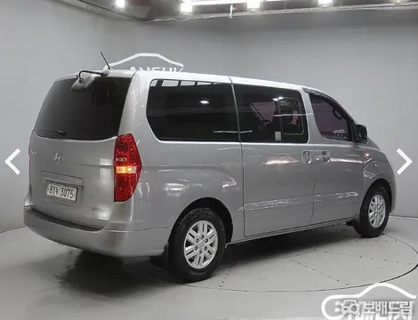 Hyundai Grand Starex