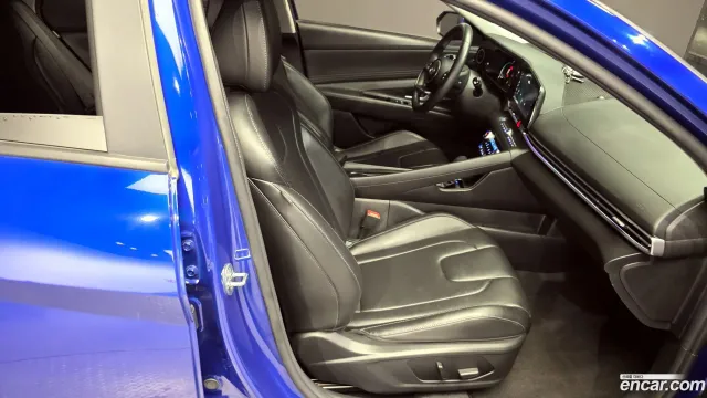 Hyundai Elantra (Avante)