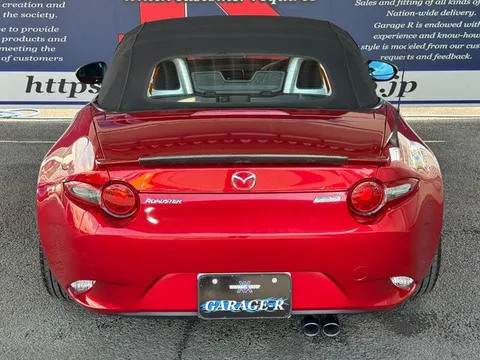 Mazda MX-5 (Roadster)