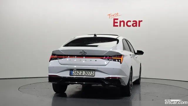 Hyundai Elantra (Avante)