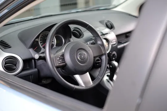 Mazda Mazda 2