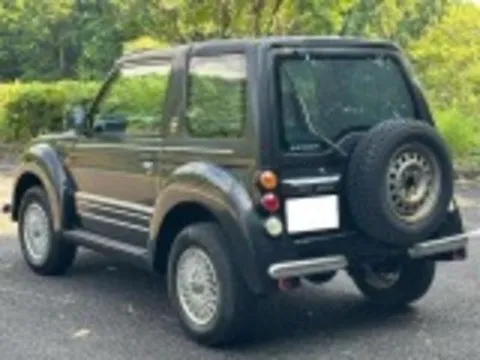 Mitsubishi Pajero JR
