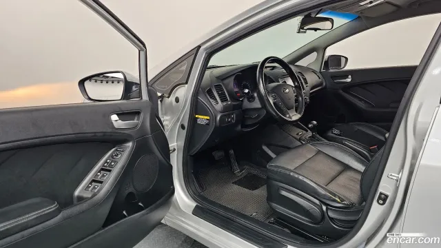 Kia Cerato (K3)
