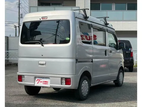 Mitsubishi Minicab Van