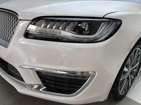 Lincoln MKZ