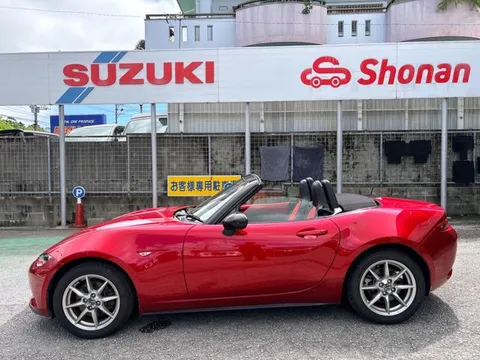 Mazda MX-5 (Roadster)