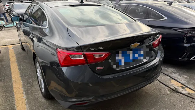 Chevrolet Malibu XL