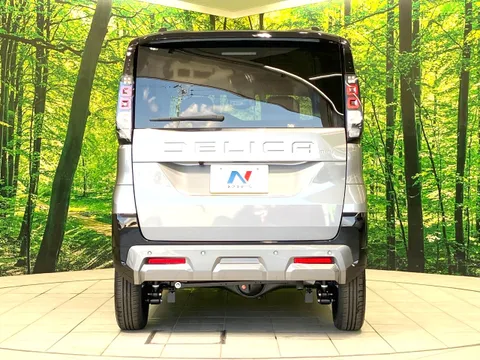 Mitsubishi Delica Mini