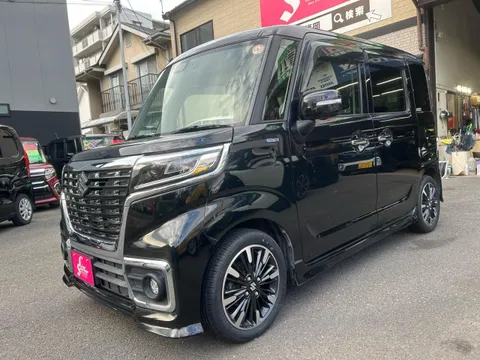 Suzuki Spacia Custom