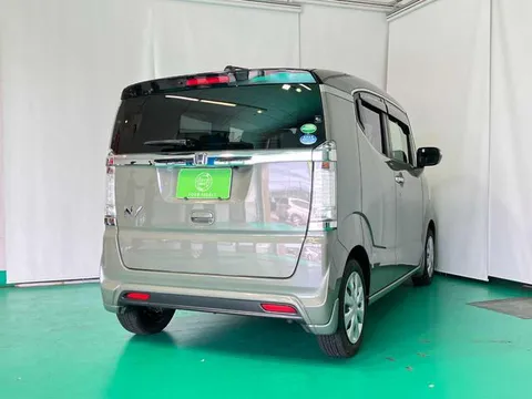 Honda N-BOX Slash