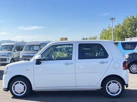 Daihatsu Mira Tocot