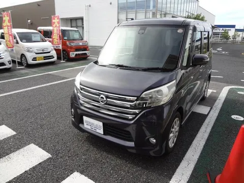 Nissan Dayz Roox