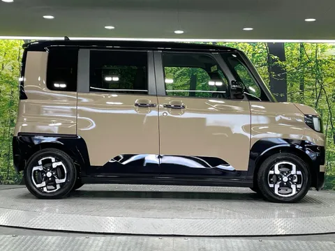 Mitsubishi Delica Mini
