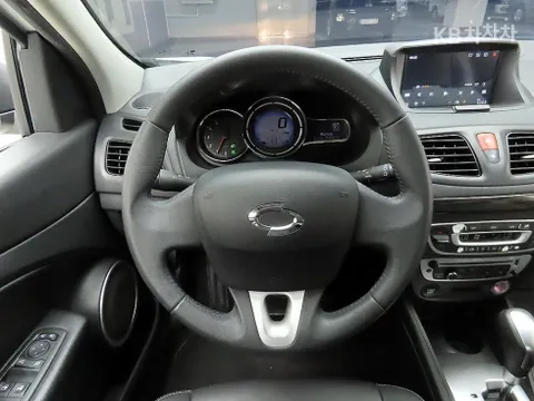 Renault SM3