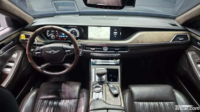 Genesis G90