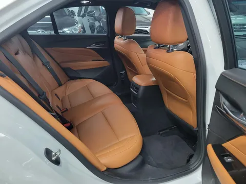 Cadillac CT4
