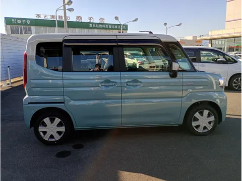 Suzuki Spacia