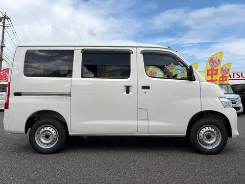 Toyota TownAce Van