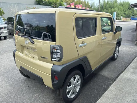 Daihatsu Taft