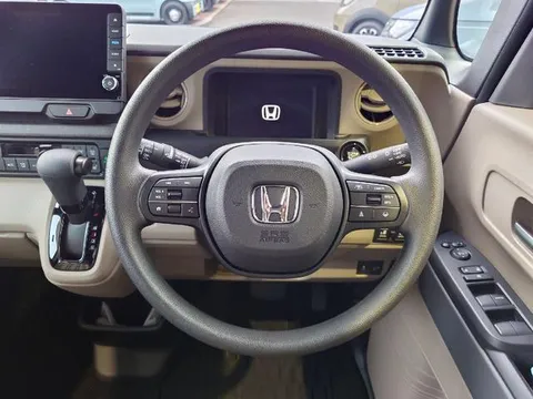 Honda N-BOX Joy