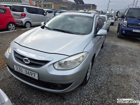 Renault SM3