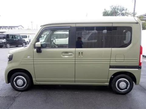 Honda N-VAN Plus Style