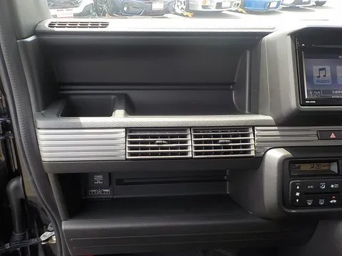 Honda N-VAN Plus Style