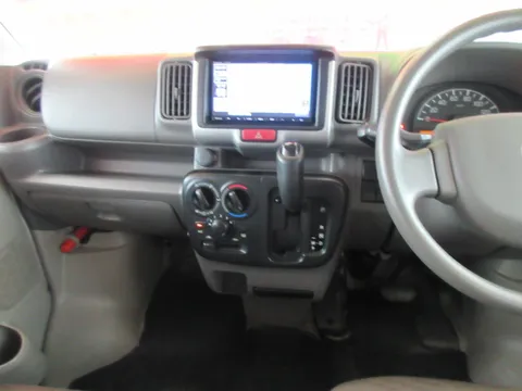 Nissan Clipper