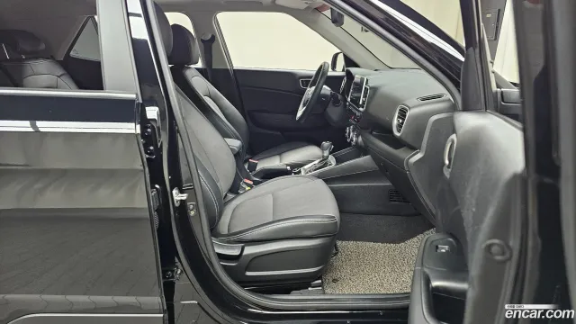 Hyundai Venue
