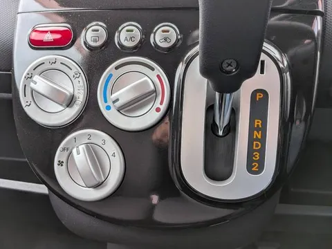 Nissan Otti