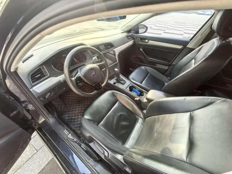 Volkswagen Lamando