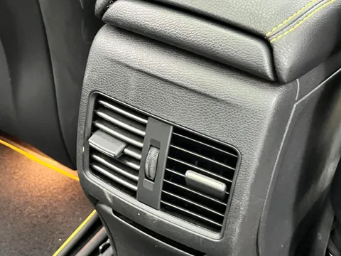Mercedes-Benz Mercedes-Benz GLA