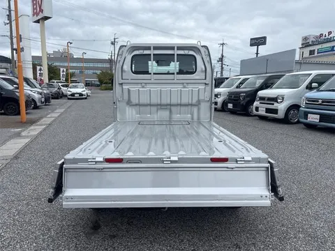 Nissan Clipper Truck