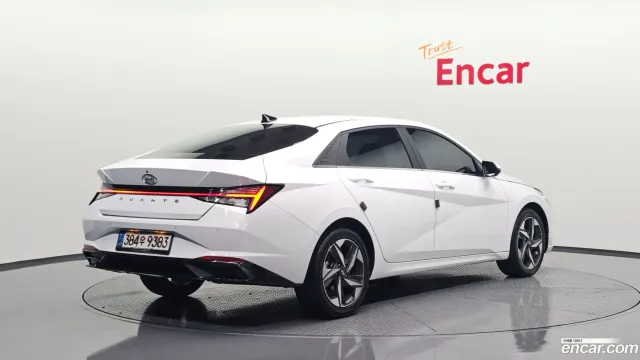 Hyundai Elantra (Avante)