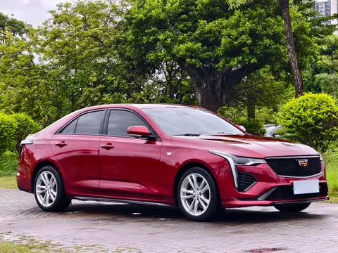 Cadillac CT4