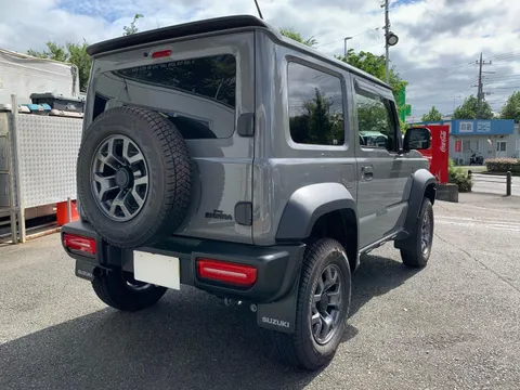 Suzuki Jimny Sierra