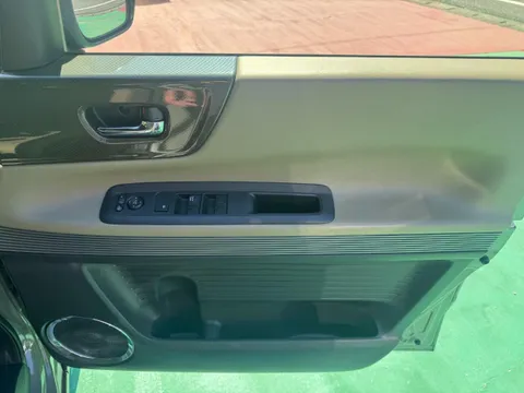 Honda N-BOX Slash