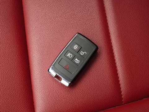 Jaguar XEL