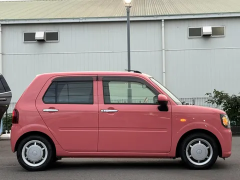 Daihatsu Mira Tocot