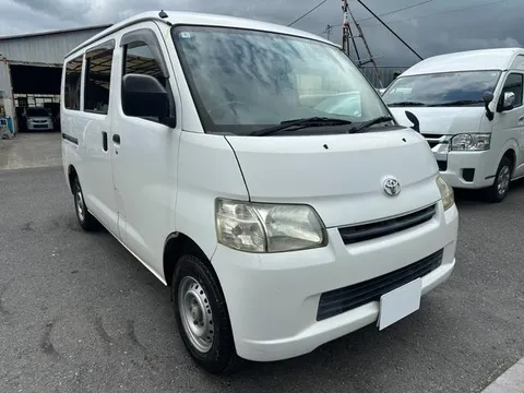 Toyota TownAce Van